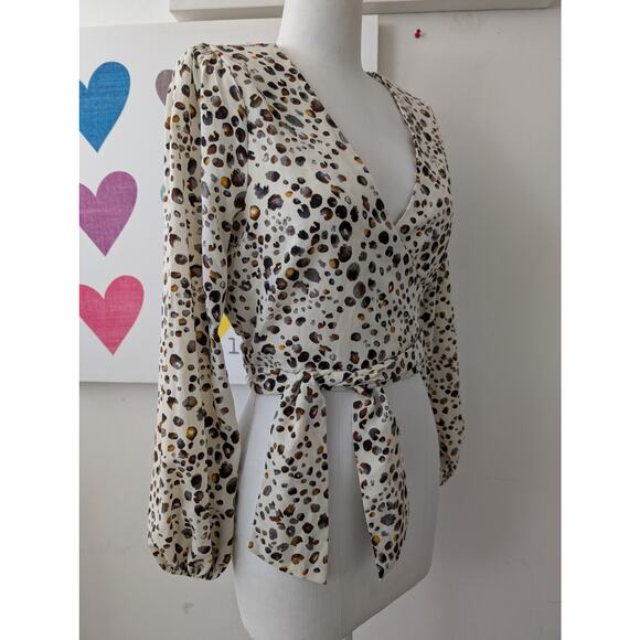 JOA wrap top - Picture 4 of 16